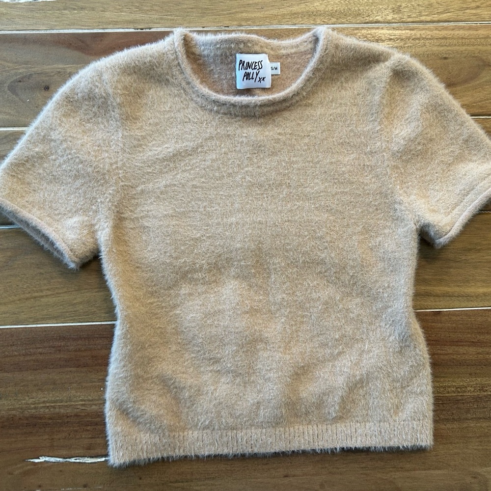 Princess Polly Tie back shirt. Small/Medium.